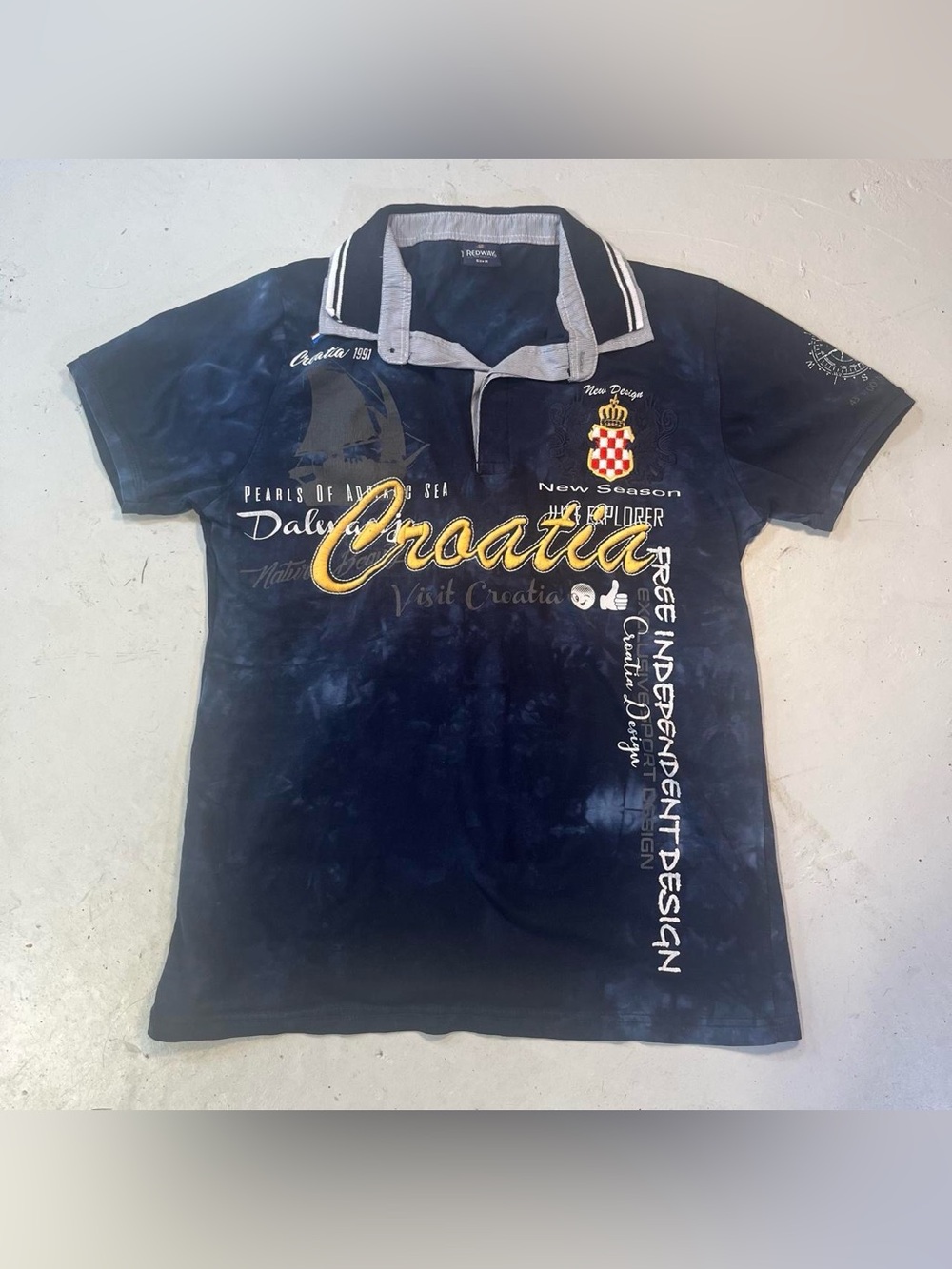 Polo by Ralph Lauren Styled Navy Blue Croatia embroidered Y2K Polo sz M slim fit